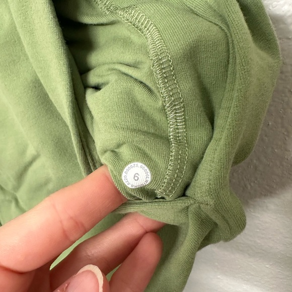 Lululemon Inner Glow shorts - Picture 6 of 8